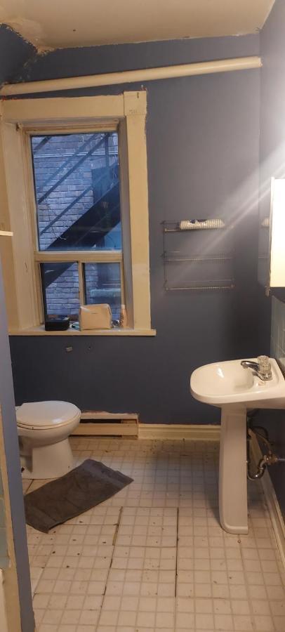 Zen Hostel Торонто Екстериор снимка